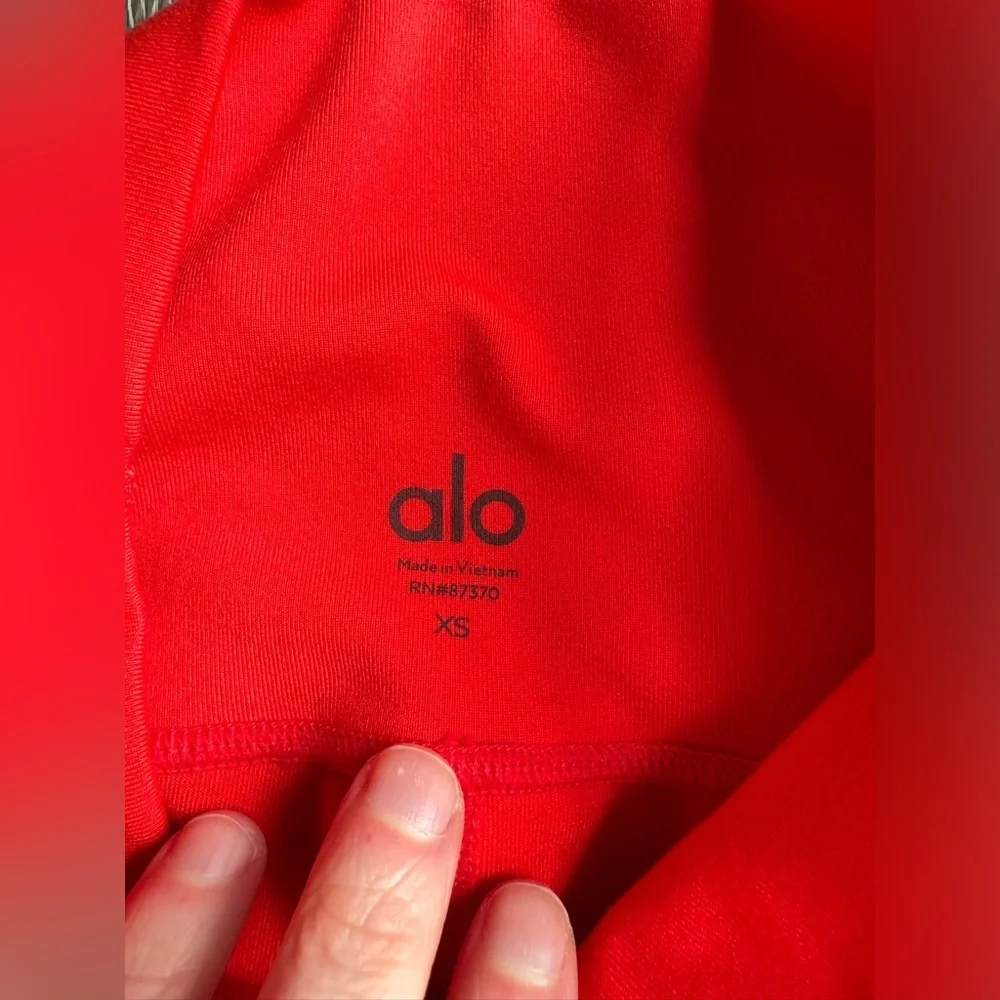 Alo Yoga High Waist Moto Legging in Cherry Size XS
